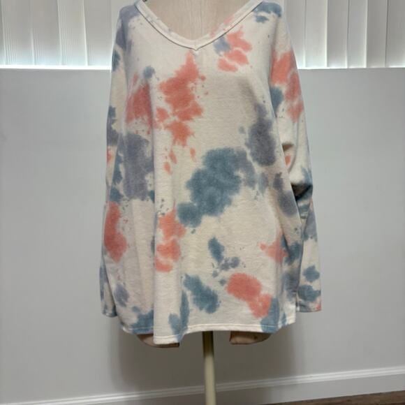 NWT HOPELY Boutique Tie Dye Women's  Long Sleeve Top Large - Picture 1 of 5